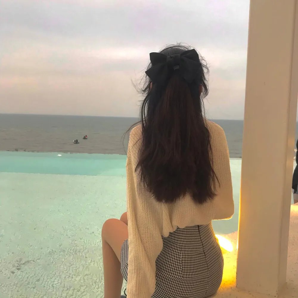 艾曼妞与罗丽妲